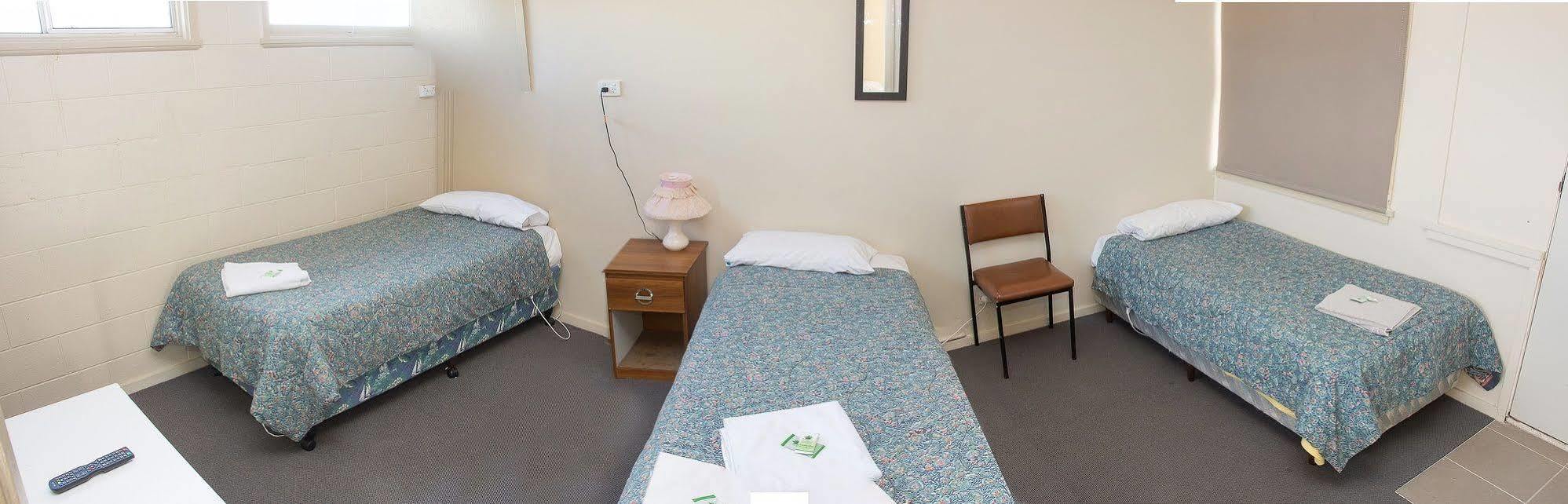 Motel The Swiss 2*
